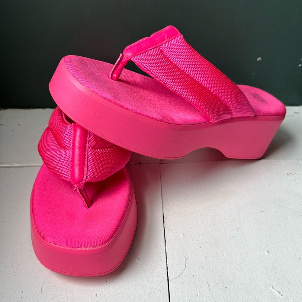 Wild Fable Barbie Pink Wedge Sandals